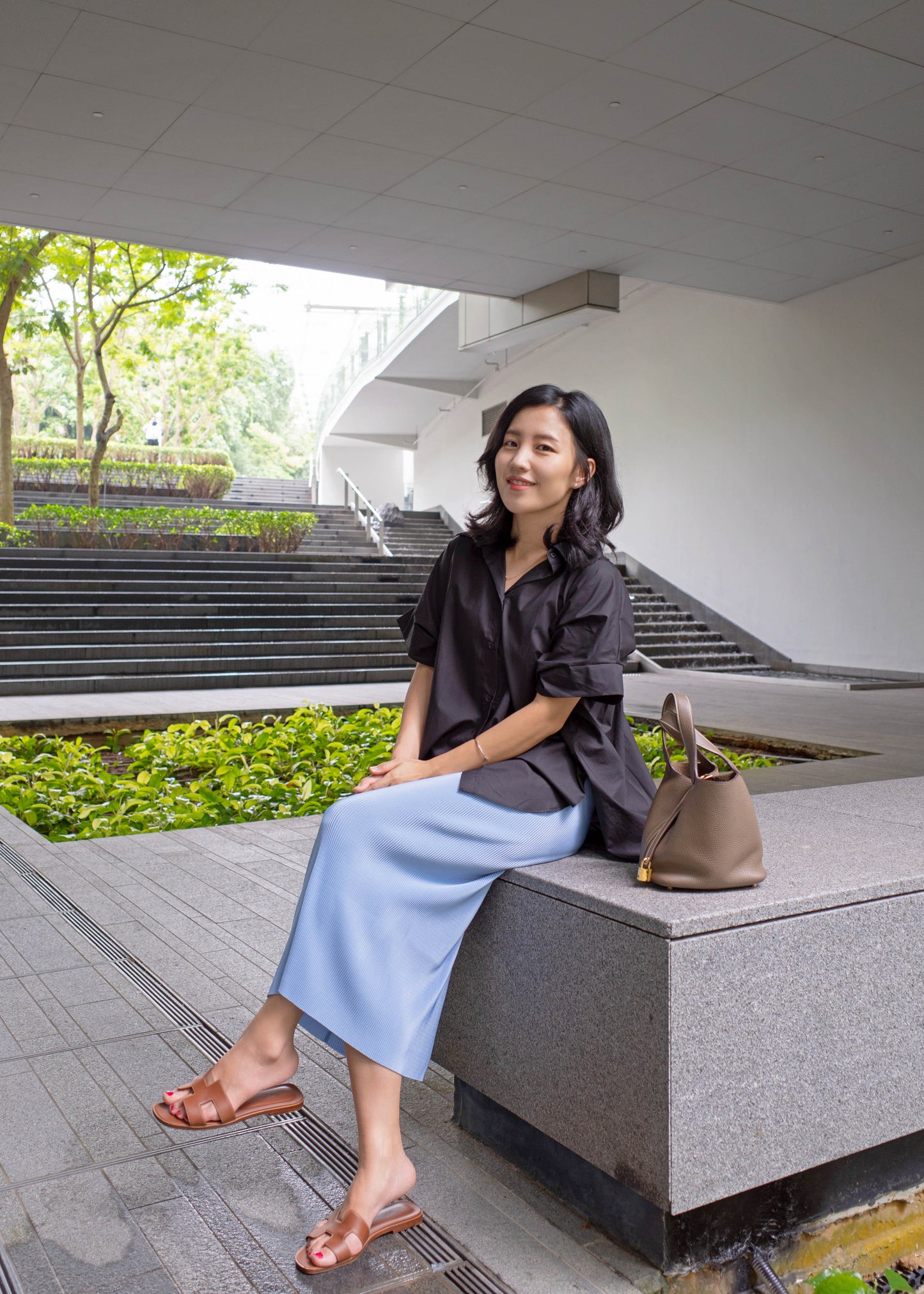 Slim pleats skirt