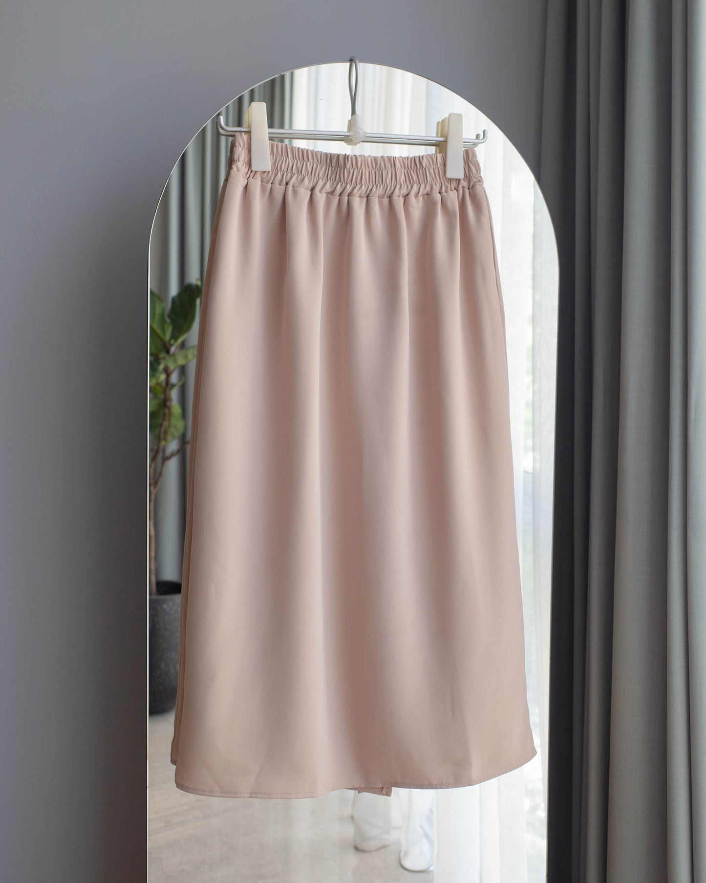 Silky skirt set