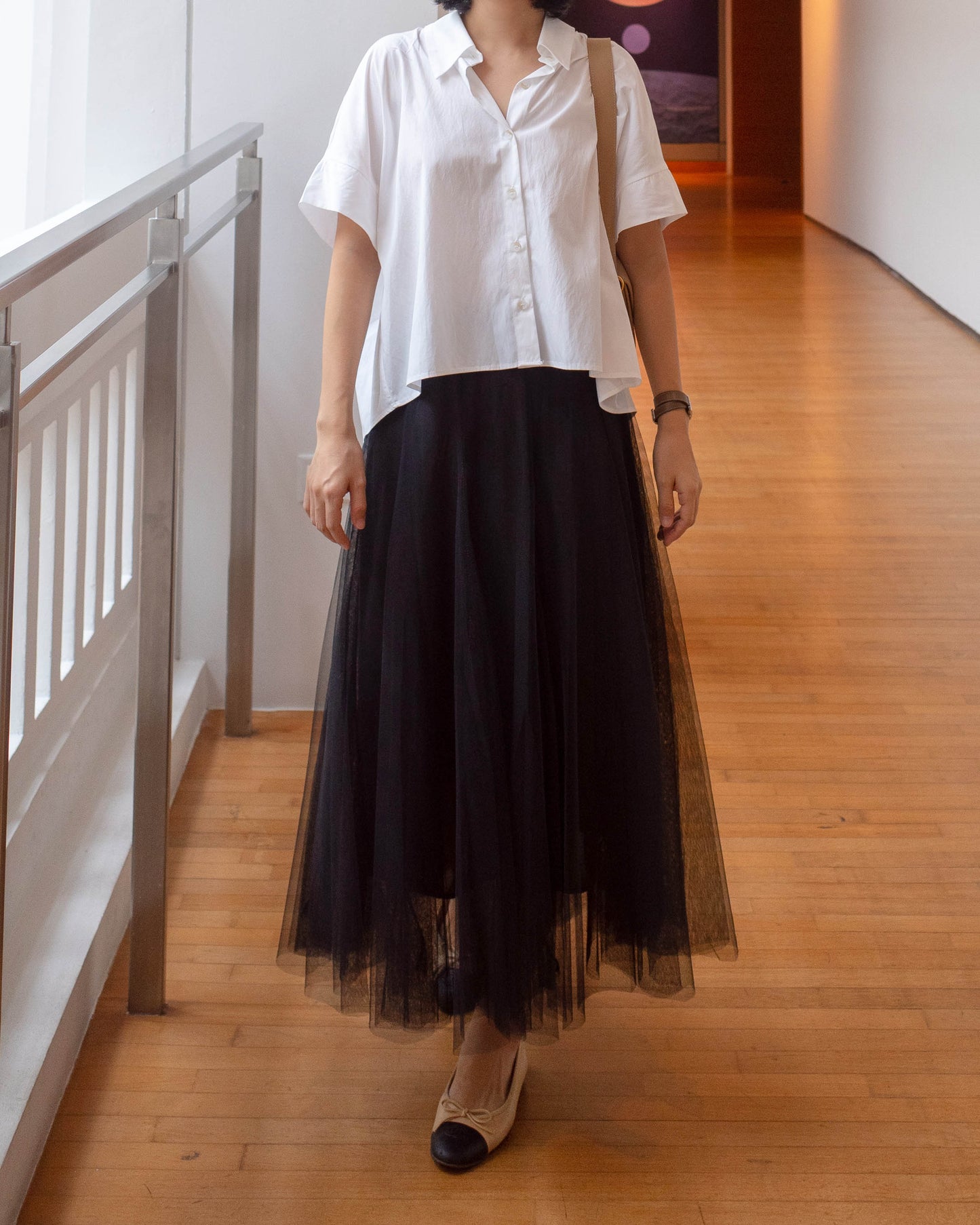 Back pleated shirt