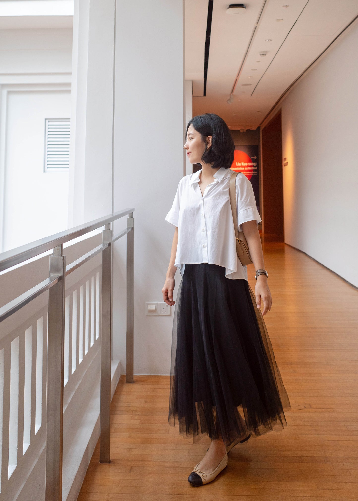 Back pleated shirt
