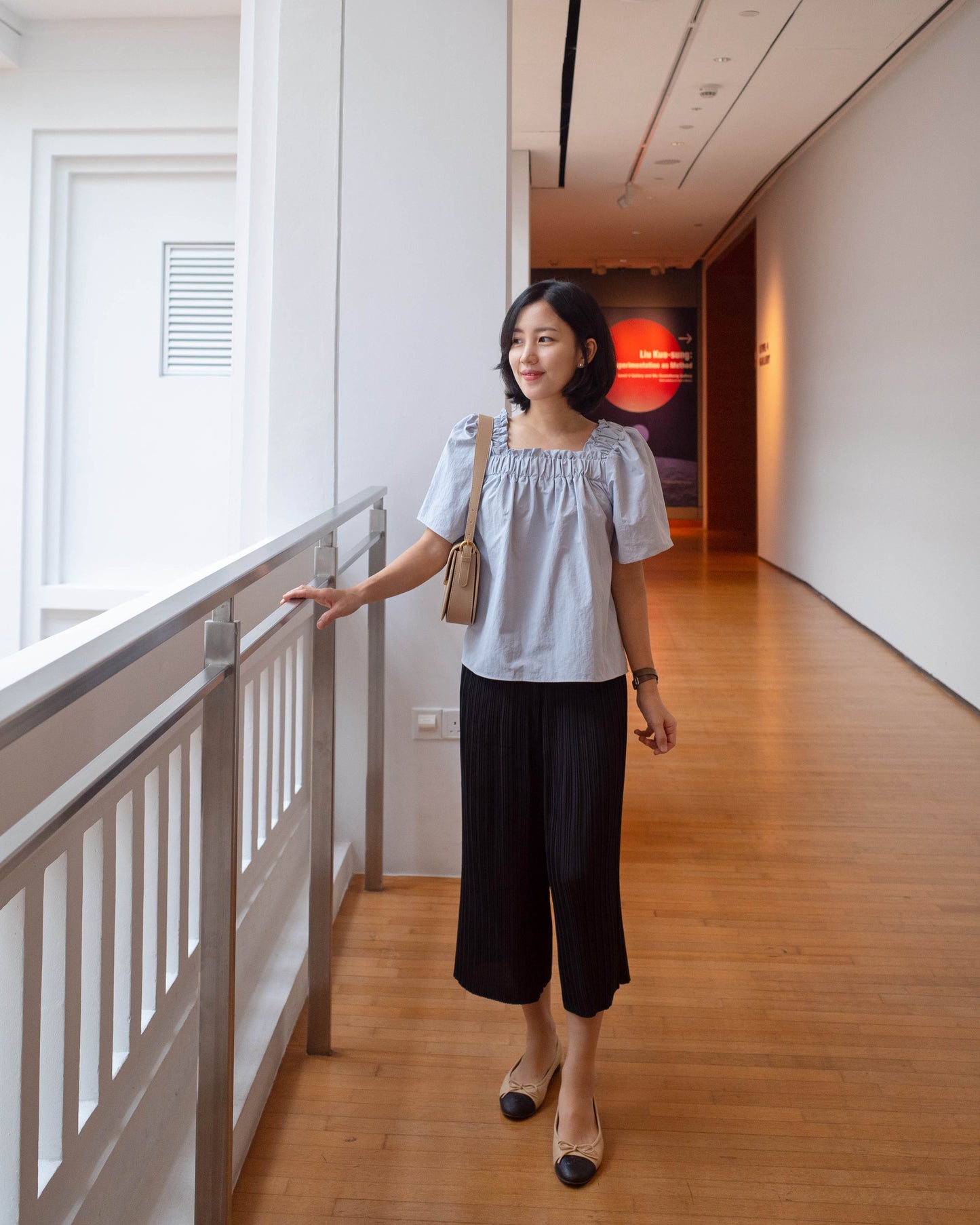 Shirring square blouse
