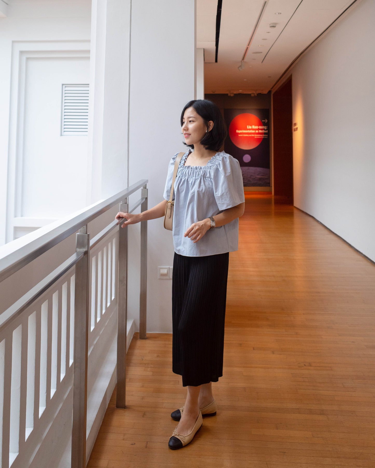 Shirring square blouse