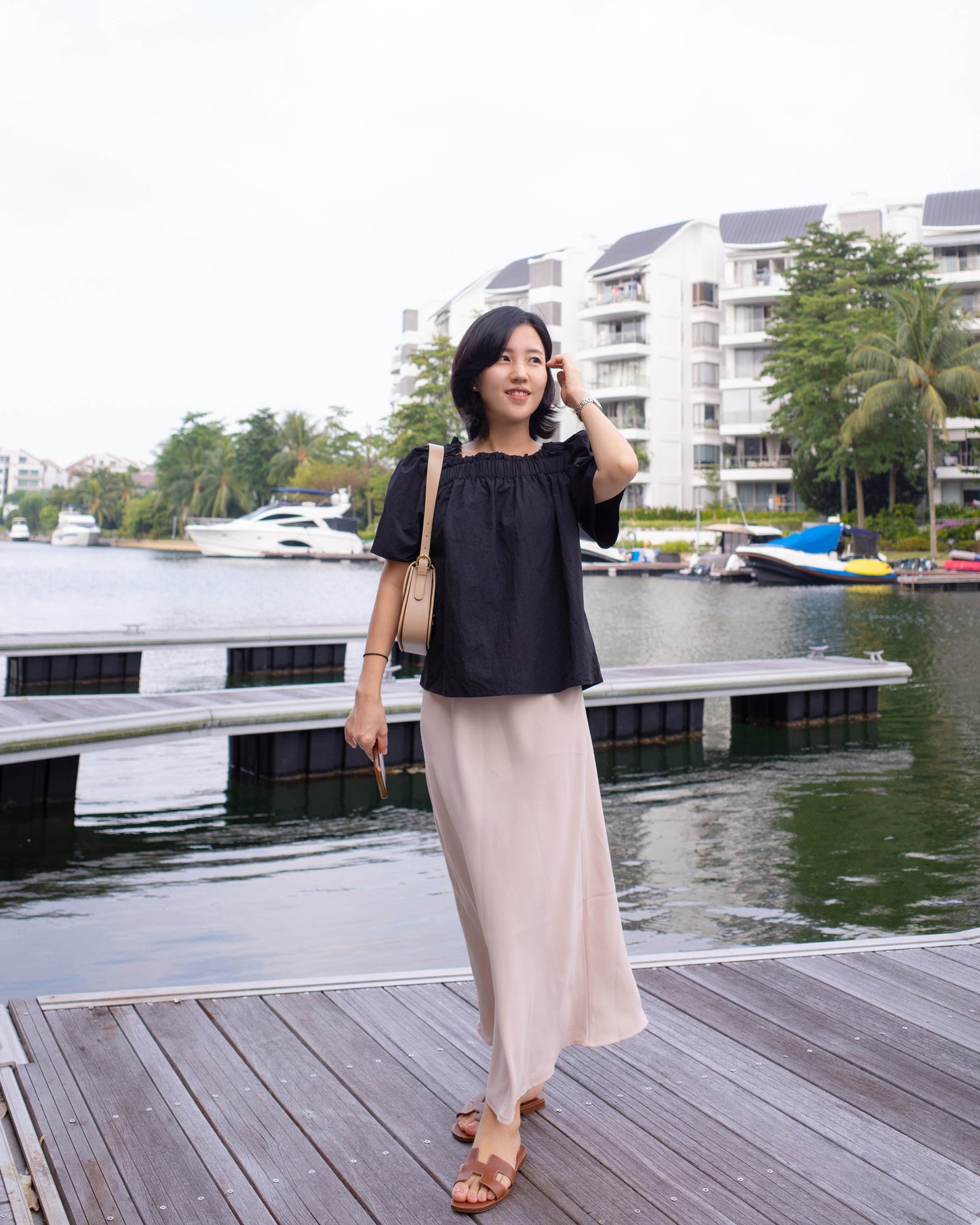 Shirring square blouse