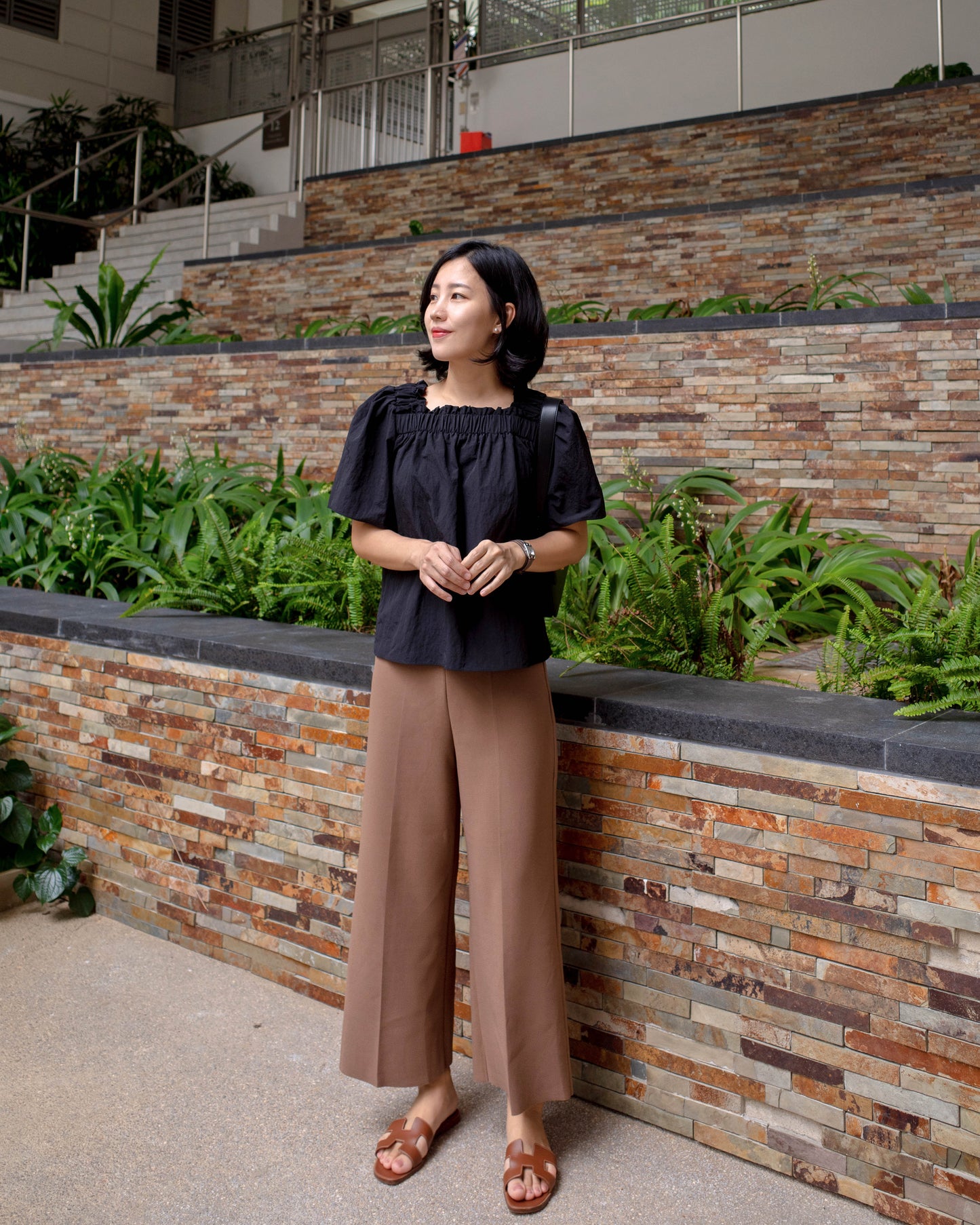 Shirring square blouse
