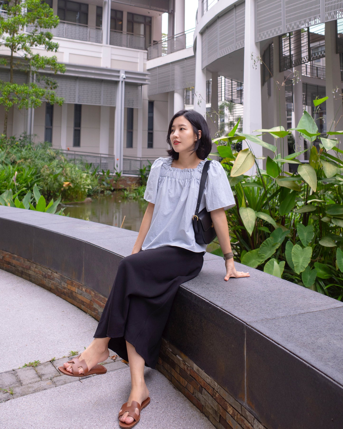 Shirring square blouse