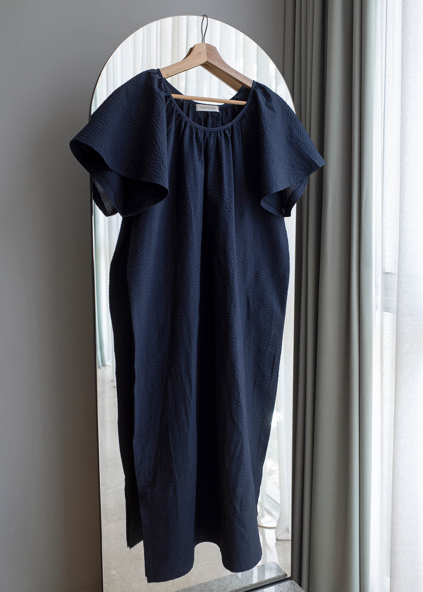 Seersucker wing sleeves dress
