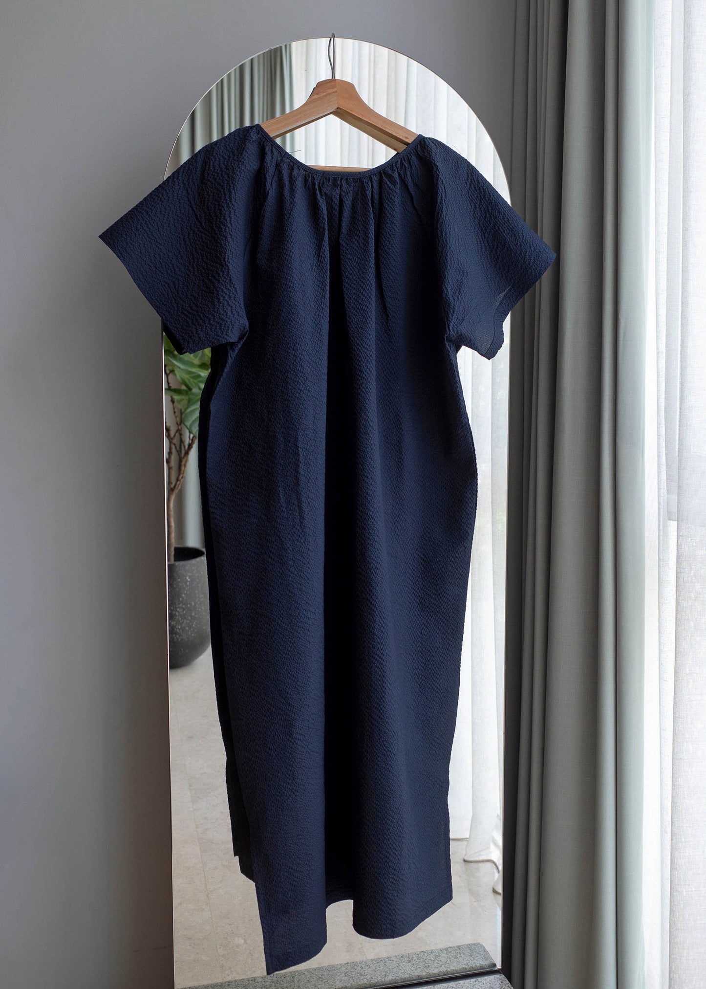 Seersucker wing sleeves dress