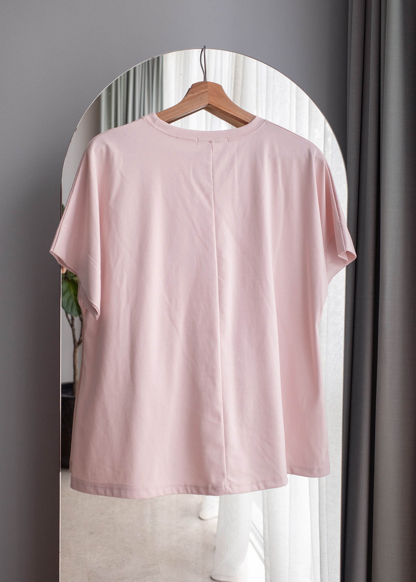 Cool slit tee