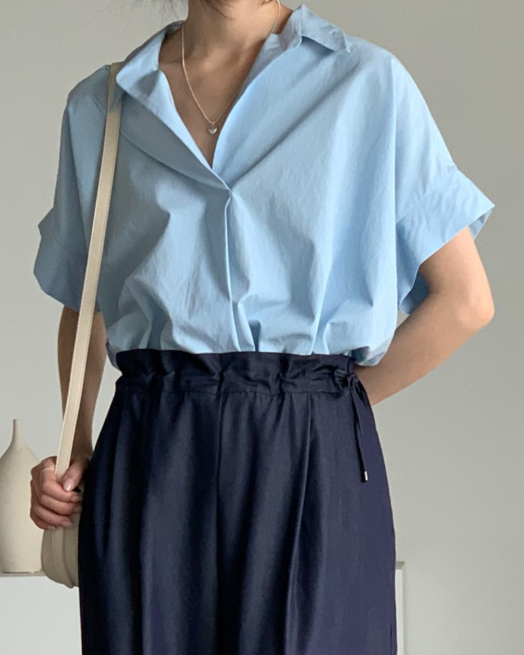 Bari open collar shirt