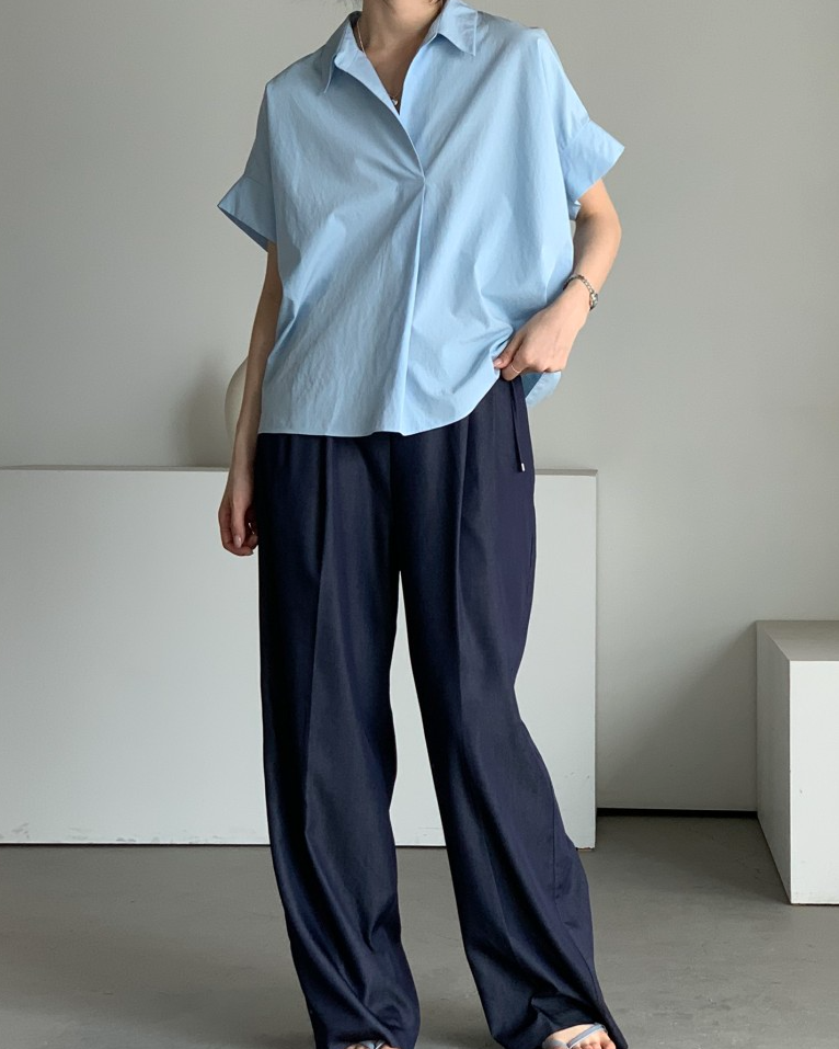 Bari open collar shirt