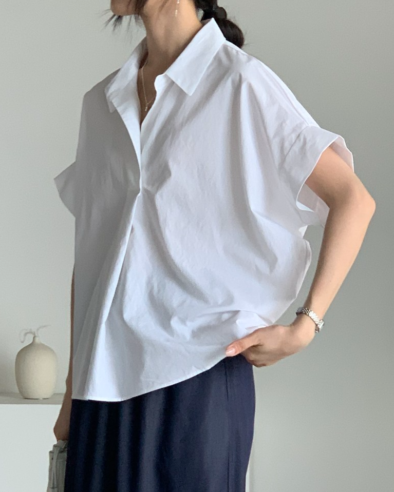 Bari open collar shirt