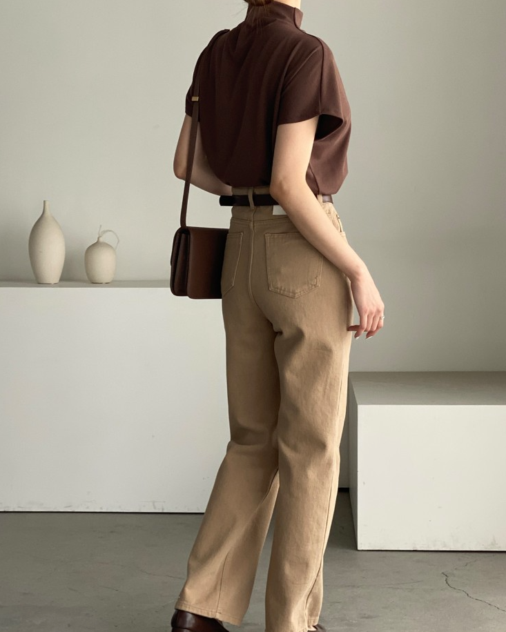 Bari half neck tee