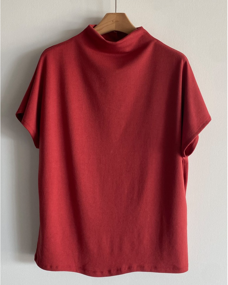 Bari half neck tee