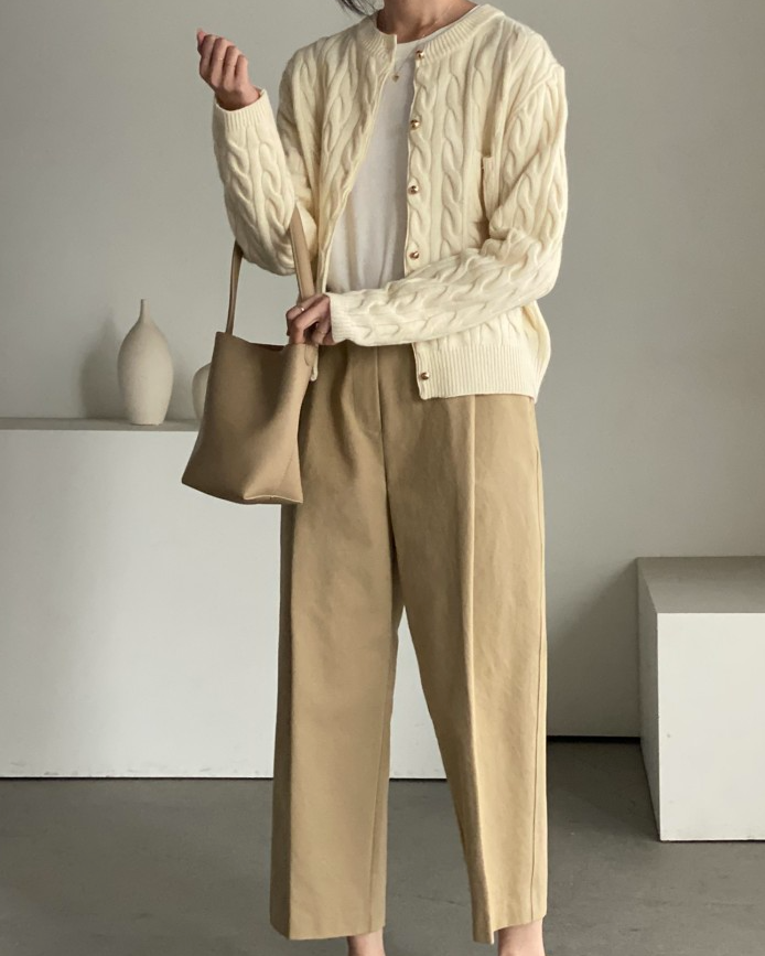 Cashmere cable-knit cardigan
