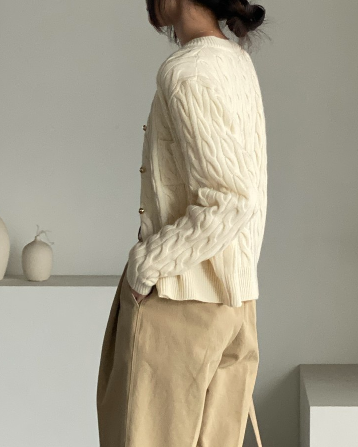 Cashmere cable-knit cardigan