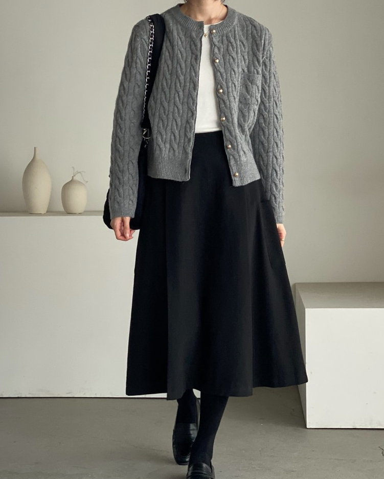 Cashmere cable-knit cardigan