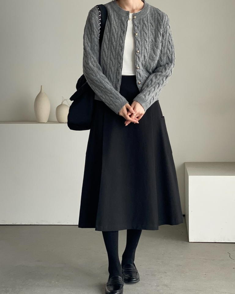 Cashmere cable-knit cardigan