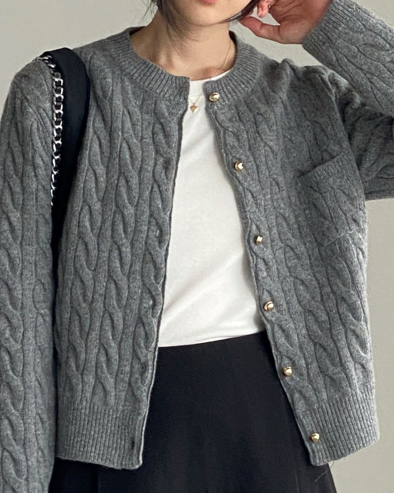 Cashmere cable-knit cardigan