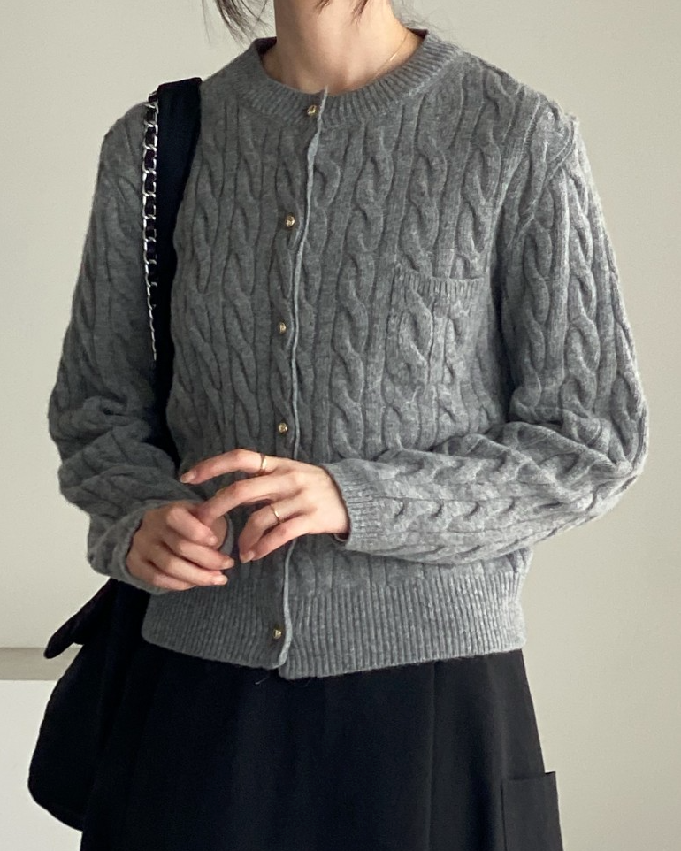 Cashmere cable-knit cardigan