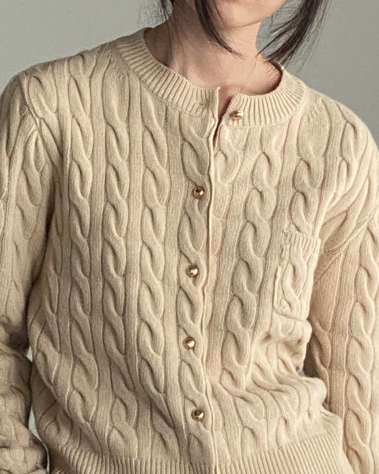 Cashmere cable-knit cardigan