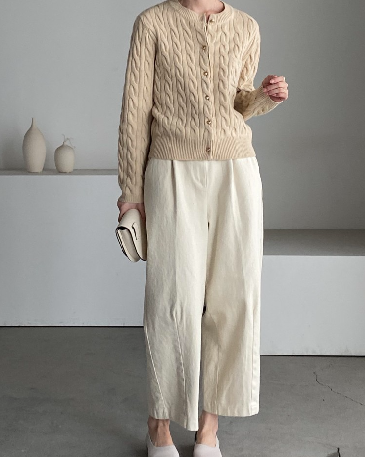 Cashmere cable-knit cardigan