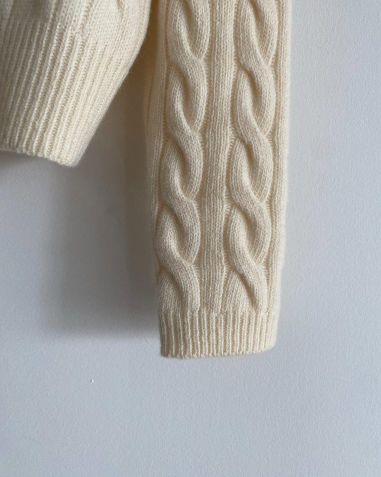 Cashmere cable-knit cardigan