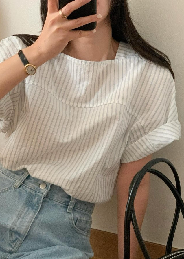 Seersucker boatneck blouse