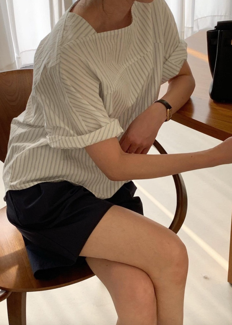 Seersucker boatneck blouse
