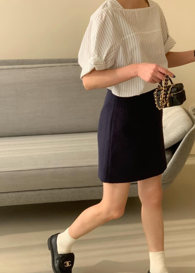 Seersucker boatneck blouse