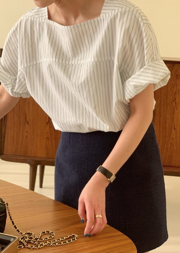 Seersucker boatneck blouse