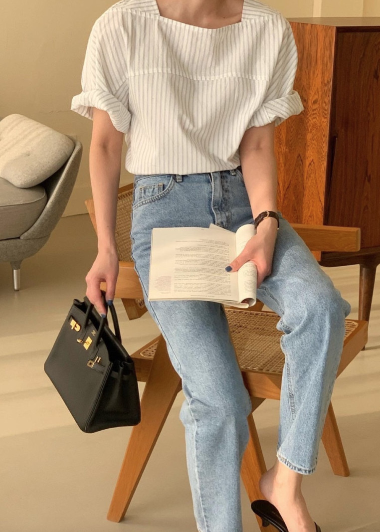 Seersucker boatneck blouse