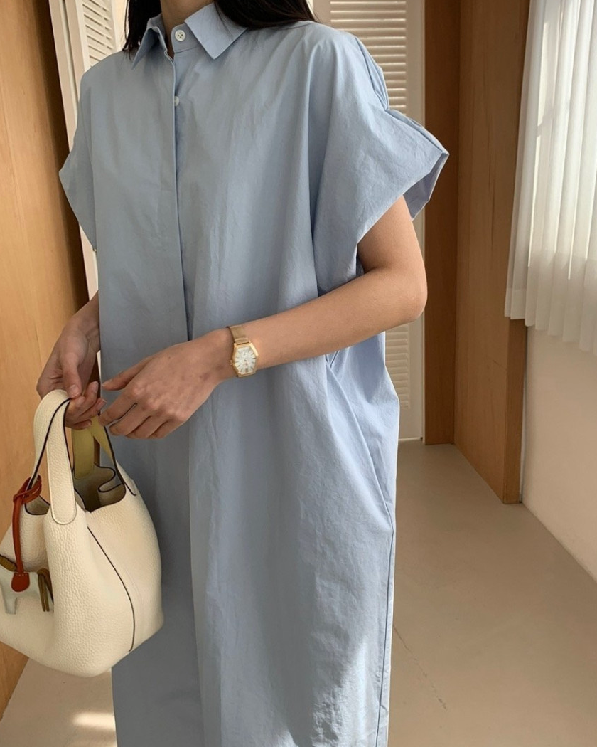 Half shirring sleeves dress