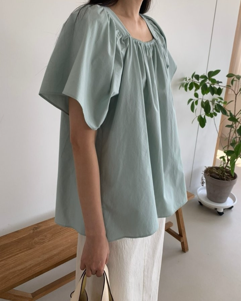 Square neck ruffle blouse