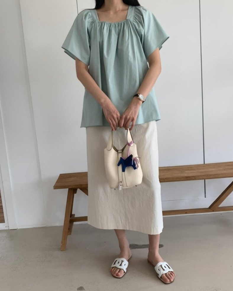 Square neck ruffle blouse