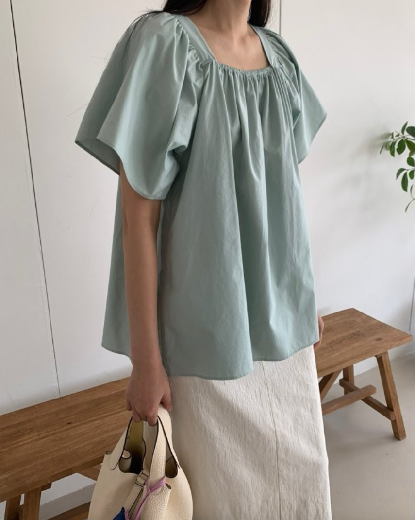 Square neck ruffle blouse