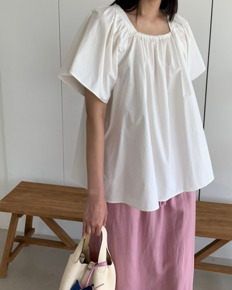 Square neck ruffle blouse