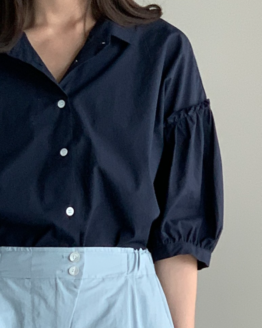Frill sleeves shirt