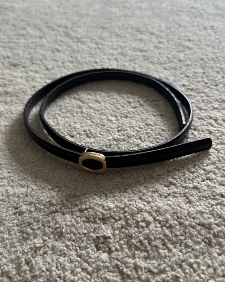 Gold ring thin belt
