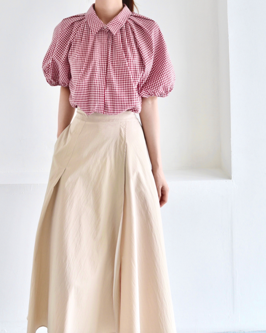 Gingham puff shirt