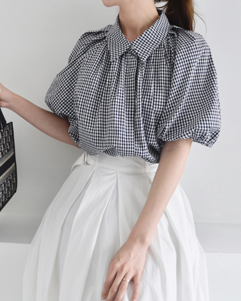 Gingham puff shirt