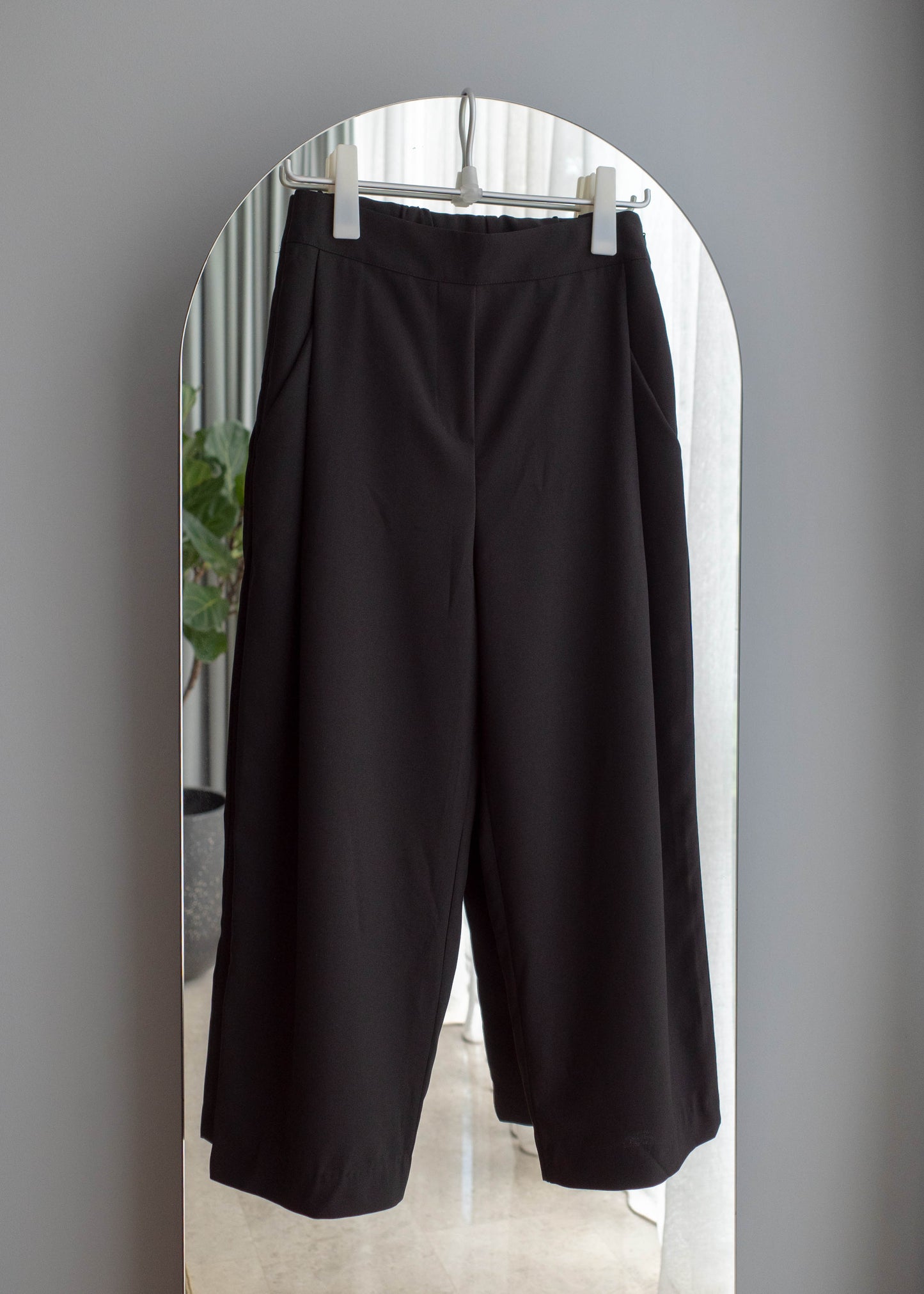 Summer pintuck slacks