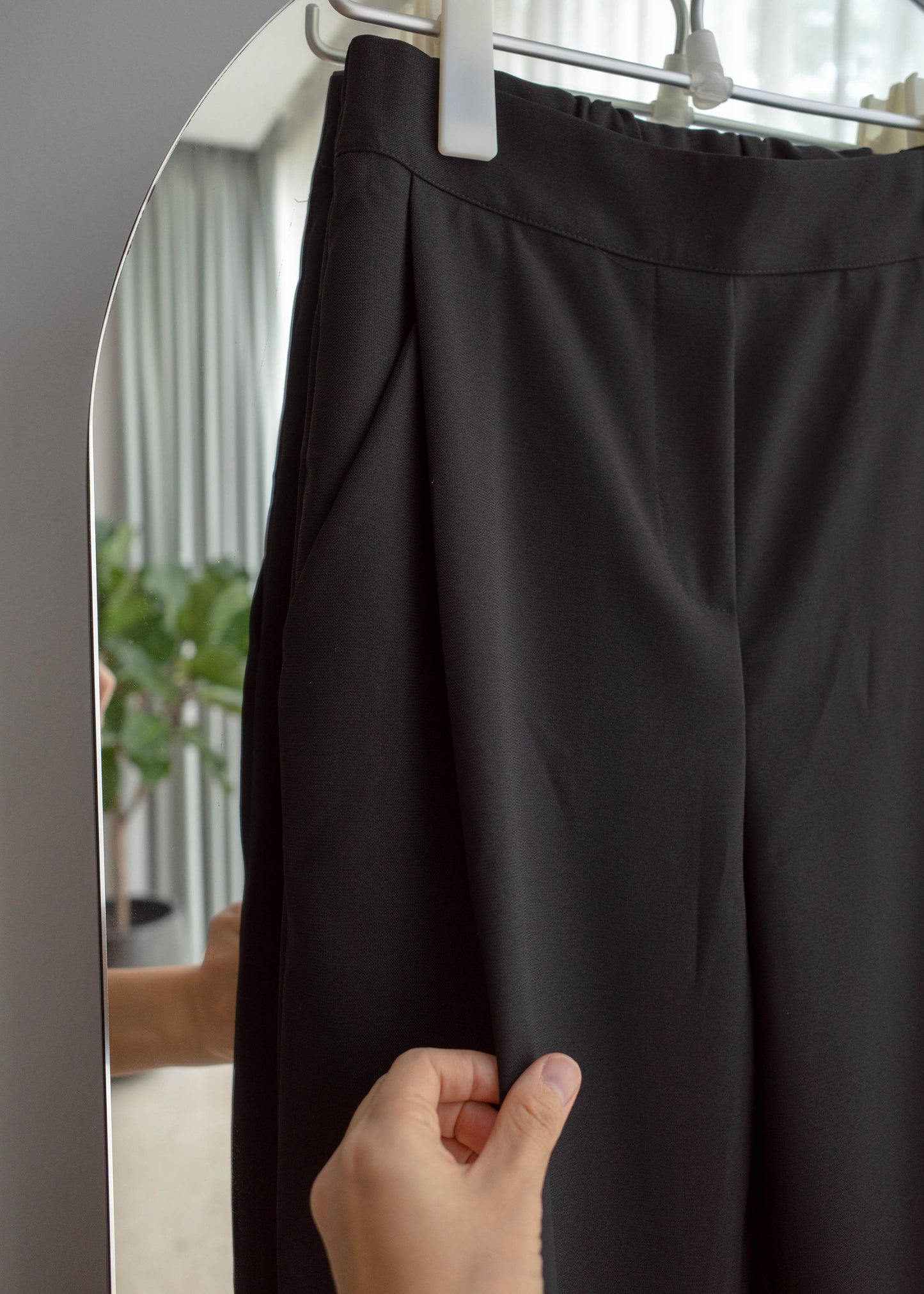 Summer pintuck slacks