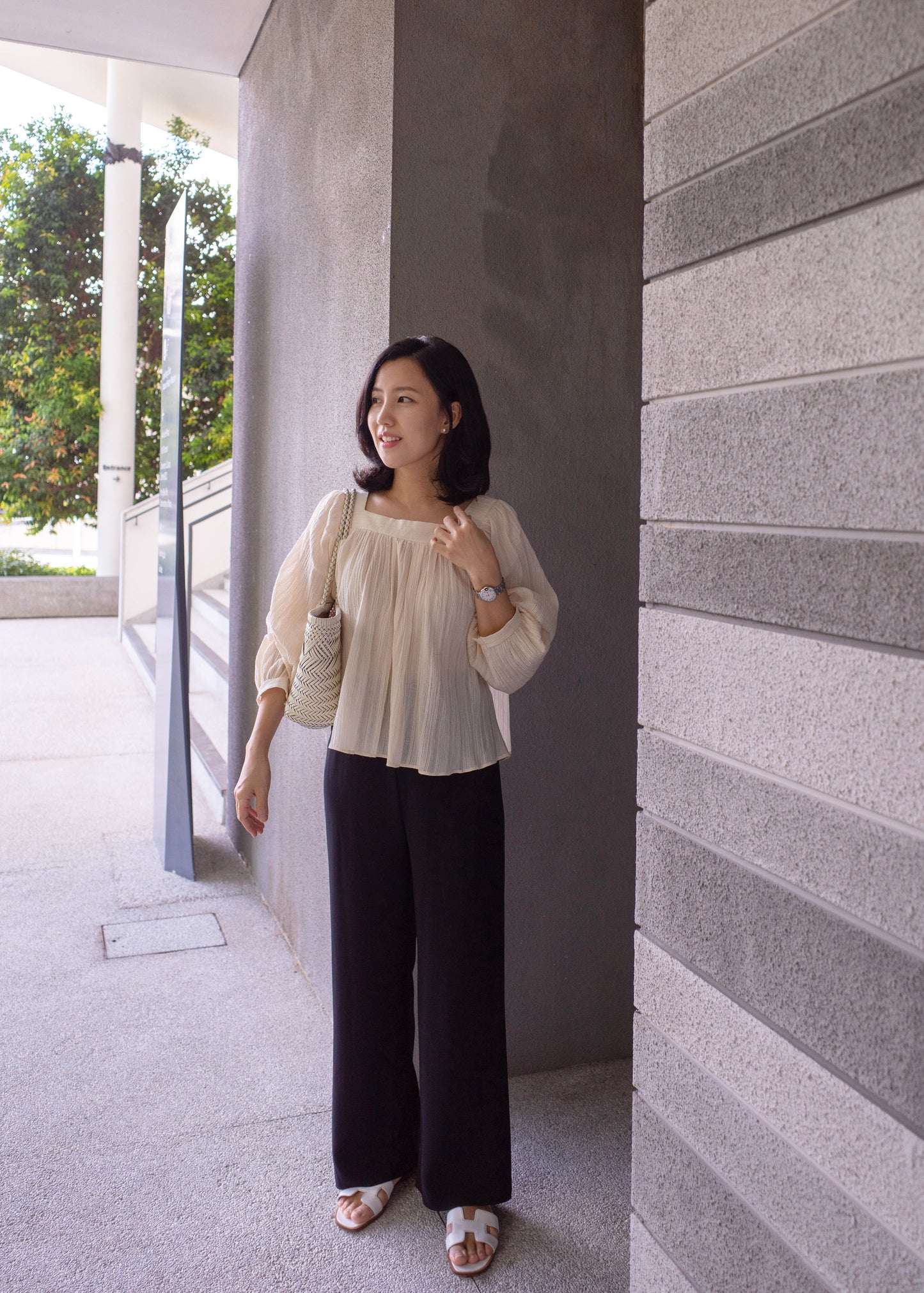 Balloon square neck blouse