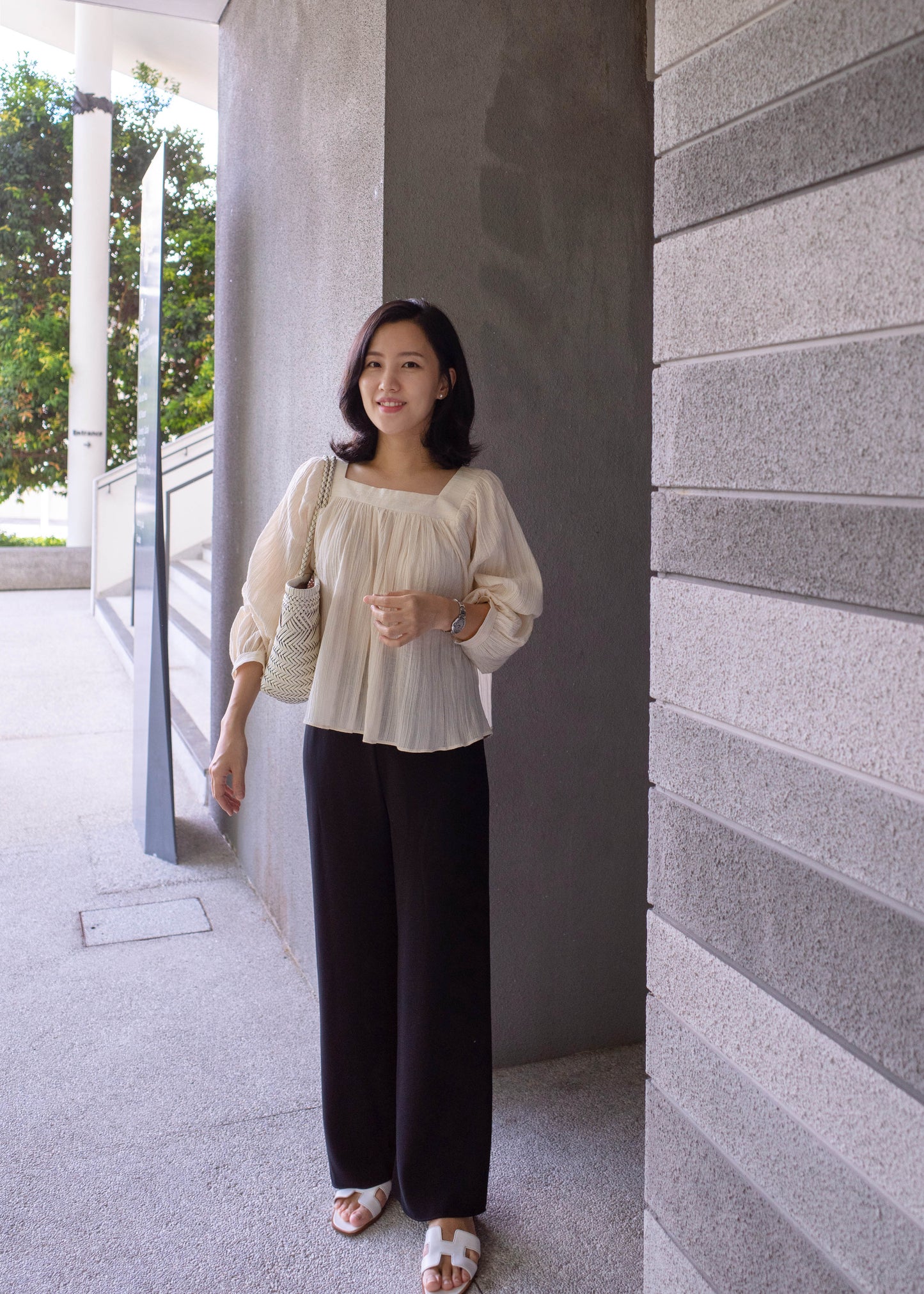 Balloon square neck blouse
