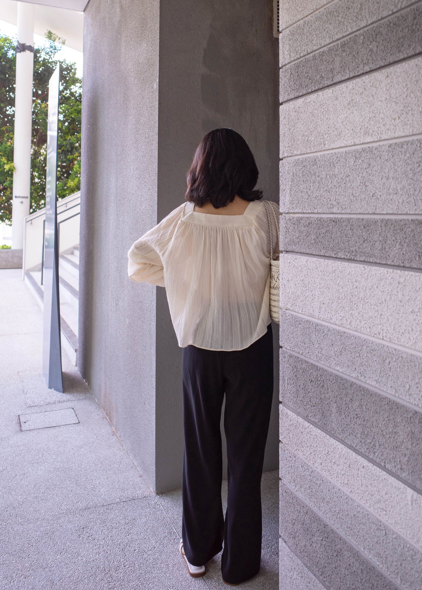 Balloon square neck blouse
