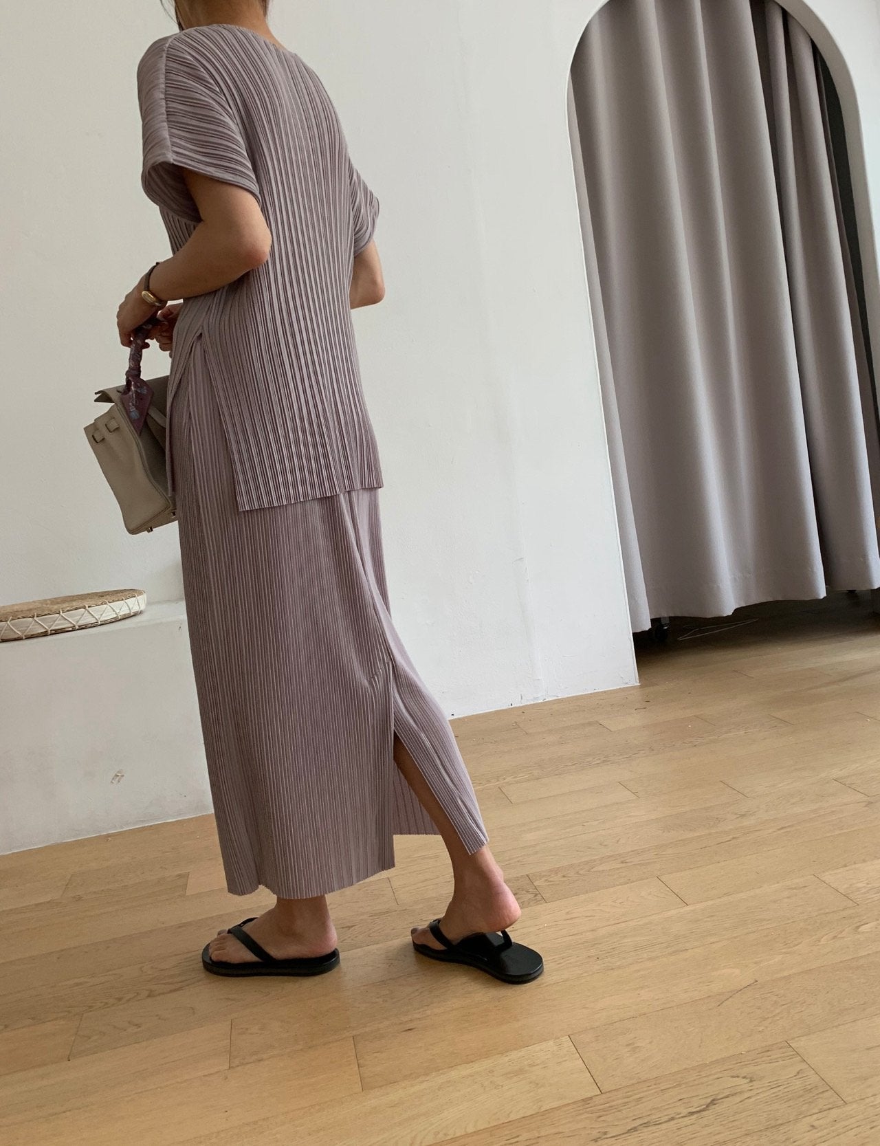 Pleats blouse and skirt set