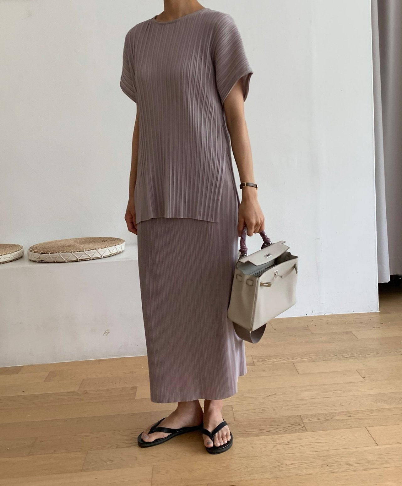 Pleats blouse and skirt set