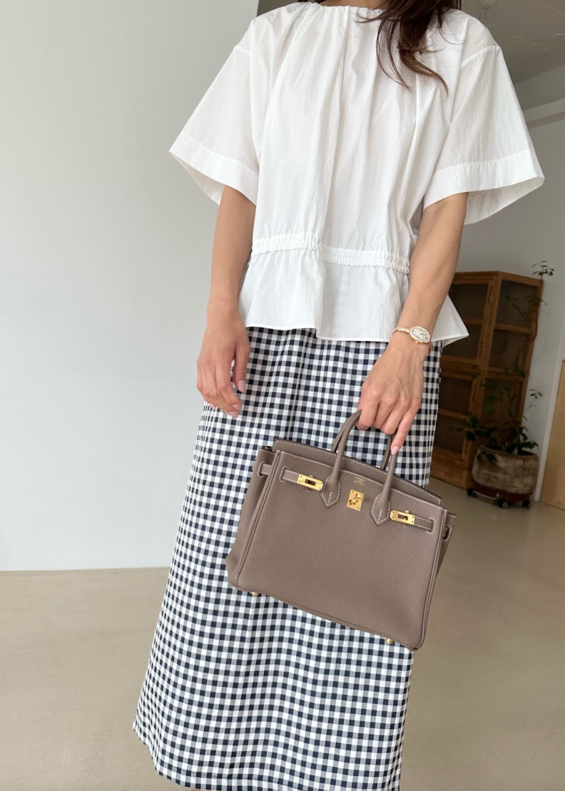 Shirring neckline blouse
