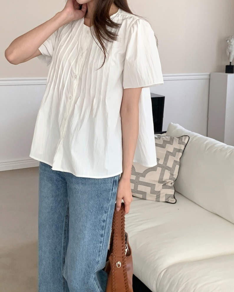 Pintuck blouse