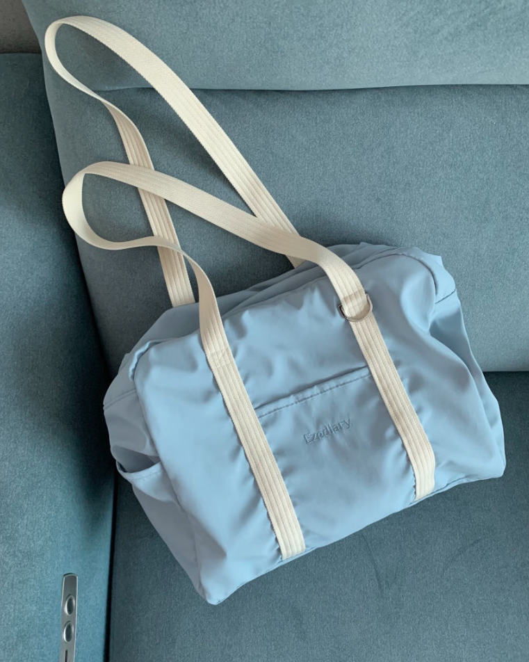 Nylon duffle bag